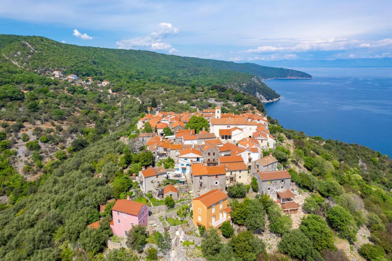Mediterranean House Markoc New Renovated! ベリ エクステリア 写真